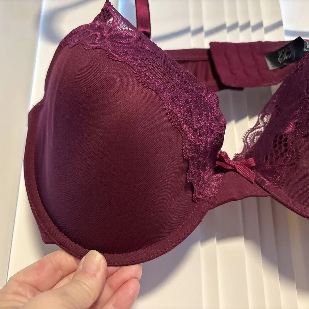 1 Smart & Sexy Women's‎ Smooth Lace T-Shirt Bra Size 38D NwT (Plus 3 Preowned)